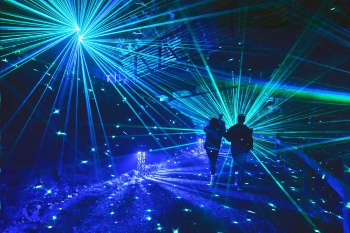 Discovering ‘Aquavia Lumina’ by Moment Factory